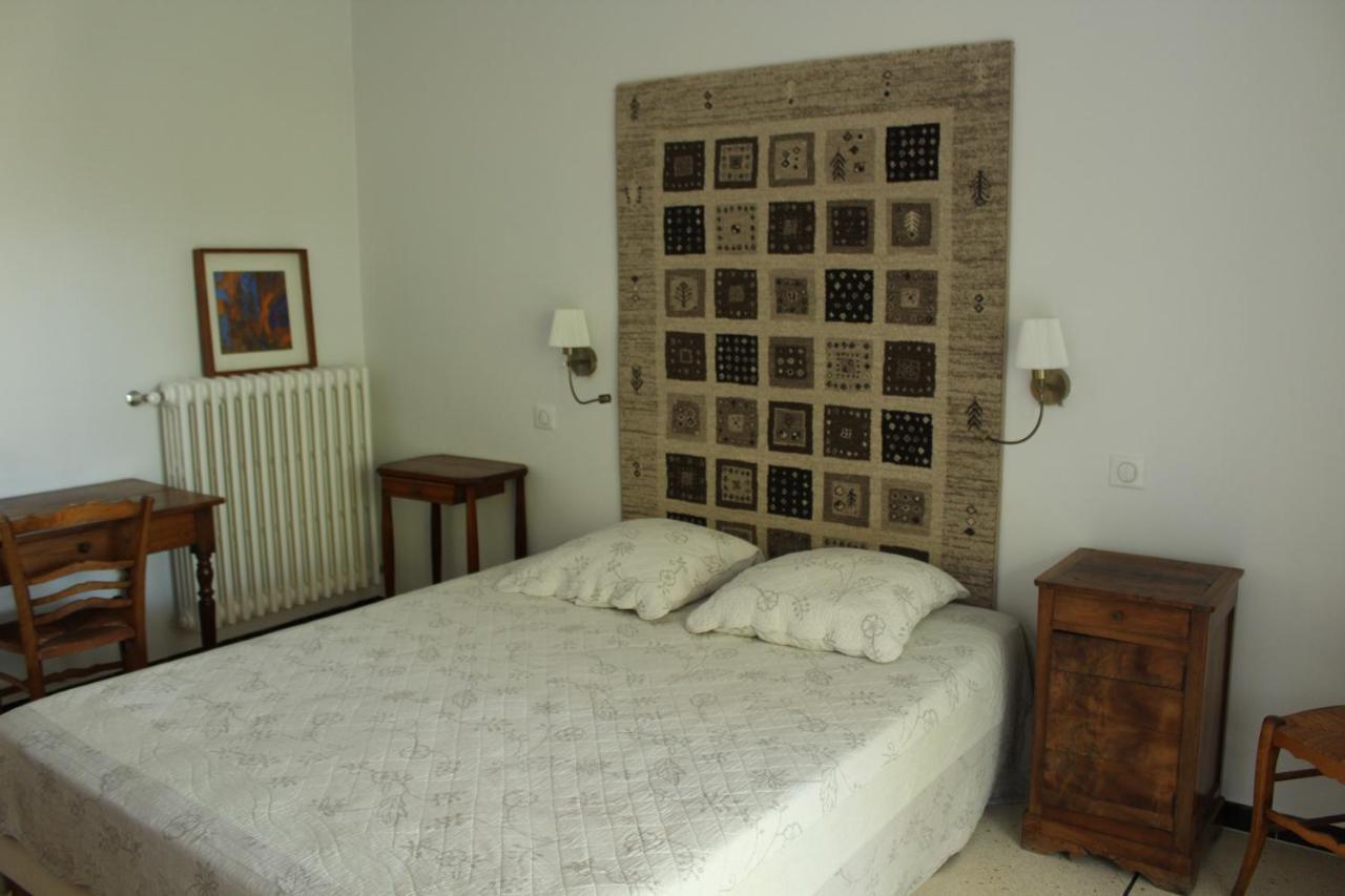 La Maison Blanche Bed and Breakfast Saint Aygulf Exteriör bild
